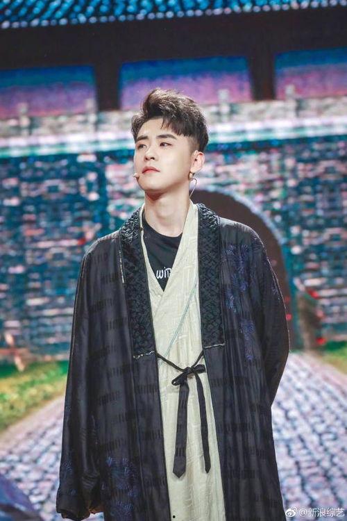 张云雷爆料娱乐指南,揭秘娱乐圈幕后真相  第3张